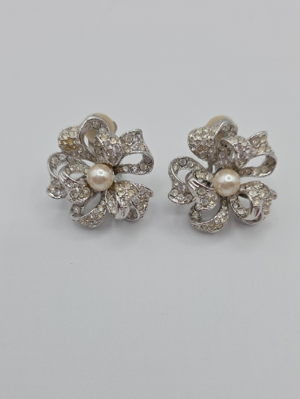 Delicate Pearl & Crystal Flower Stud Earrings - Silver Tone - Picture 4 of 7